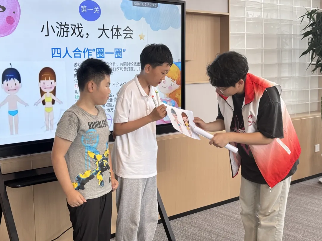 9915d9e92f87451907a5bcbee65518b7.png